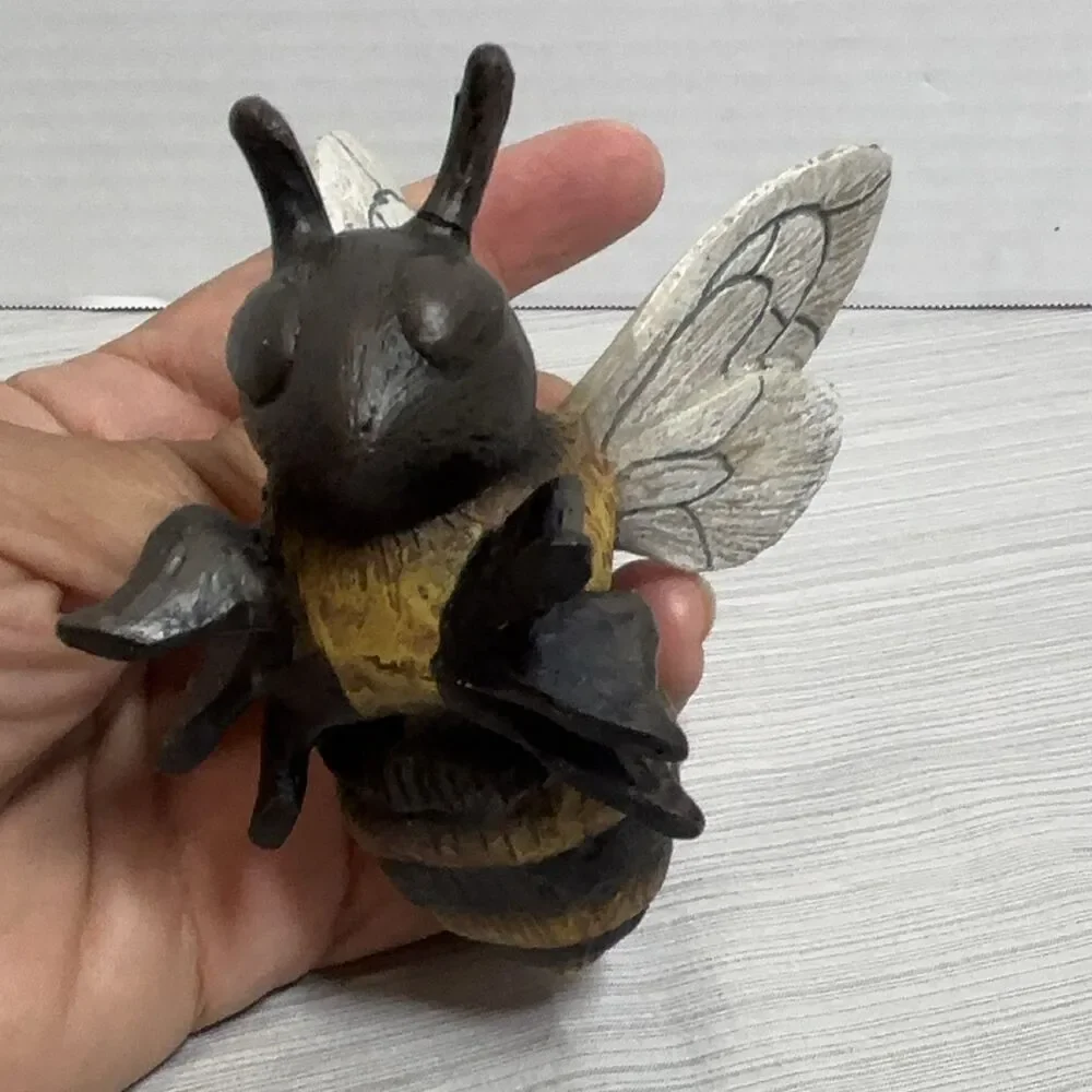 Bumblebee Ceramic Figurine 3